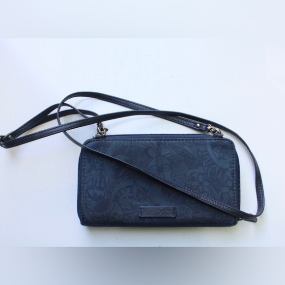 The Sak Iris Crossbody - Picture 6 of 8